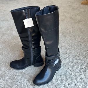 Women’s Black Boots size 8.5, NWT